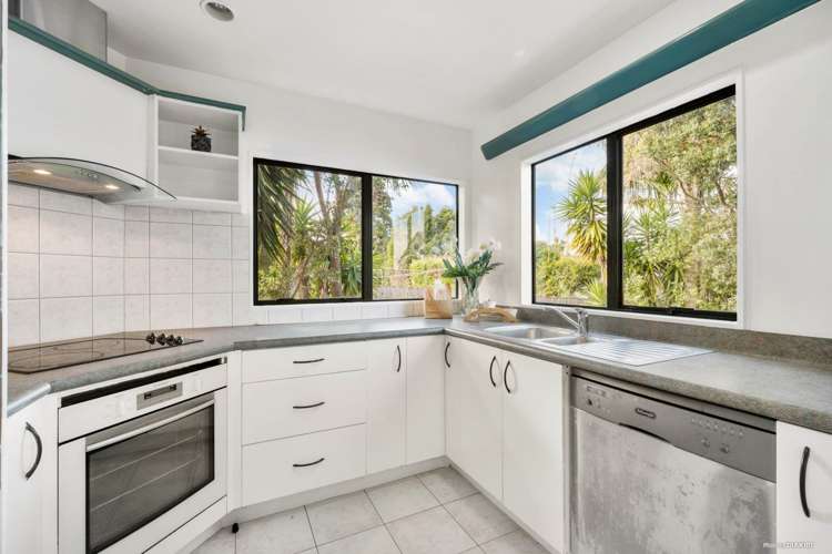 2/30 Roberts Road Glenfield_6