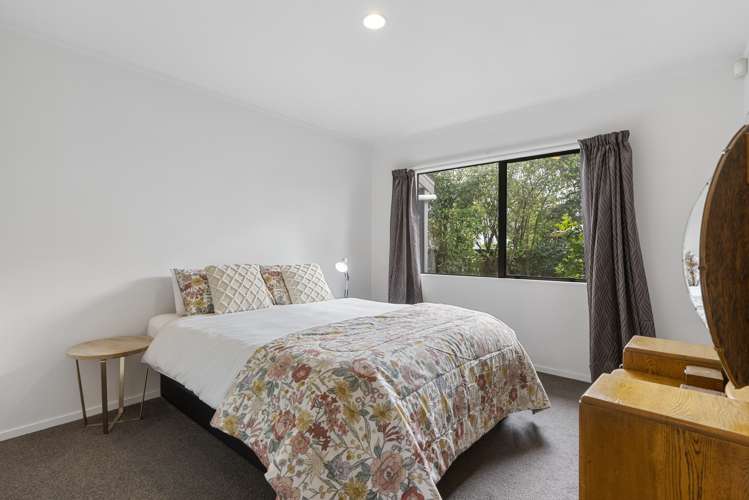 8/390 West Coast Road Glen Eden_11