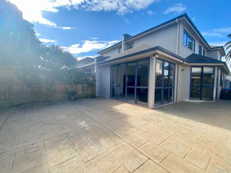 17 Canterbury Park Lane Ellerslie_12