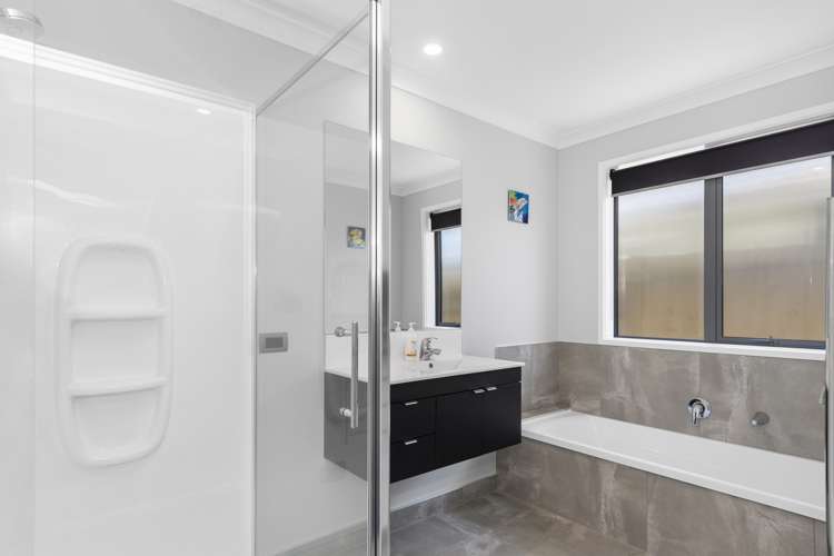 67 Awatira Drive Papamoa_11