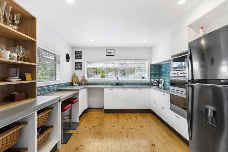 1/10 Cresta Avenue Beach Haven_21