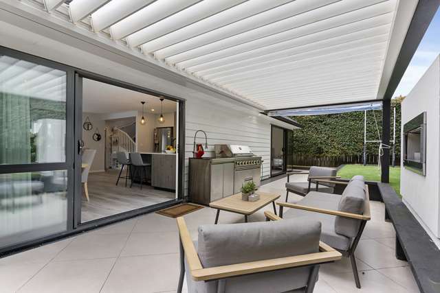 2/1 Aliford Avenue One Tree Hill_4