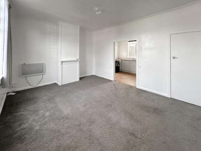 3/5 Gilmour Street 1208_2