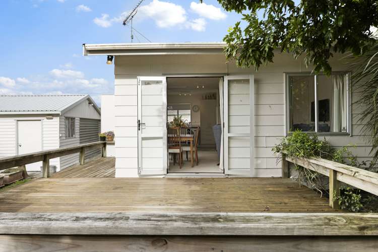 29 Pukeroa Place Papakura_24