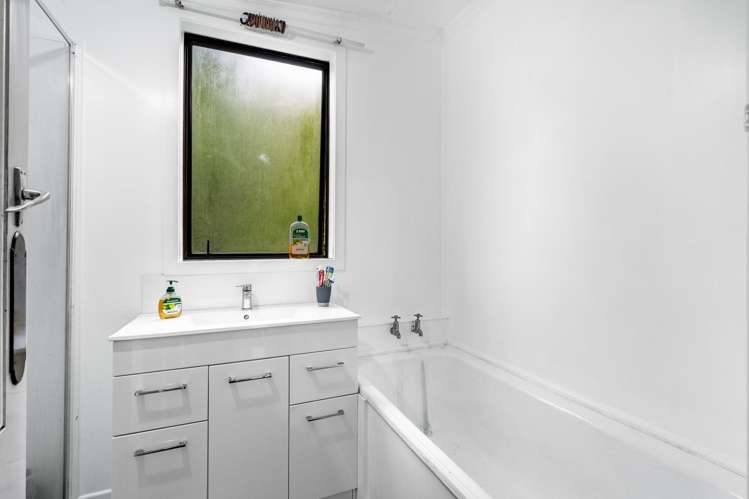 49 Bath Road Riverton_6