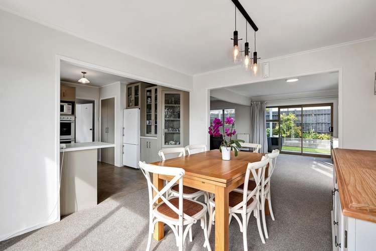 11 Leatham Avenue Strandon_10