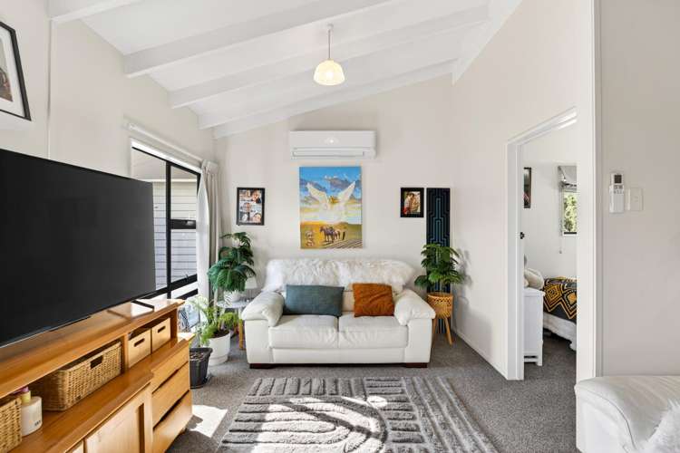 102 Harold Holt Avenue Pirimai_15