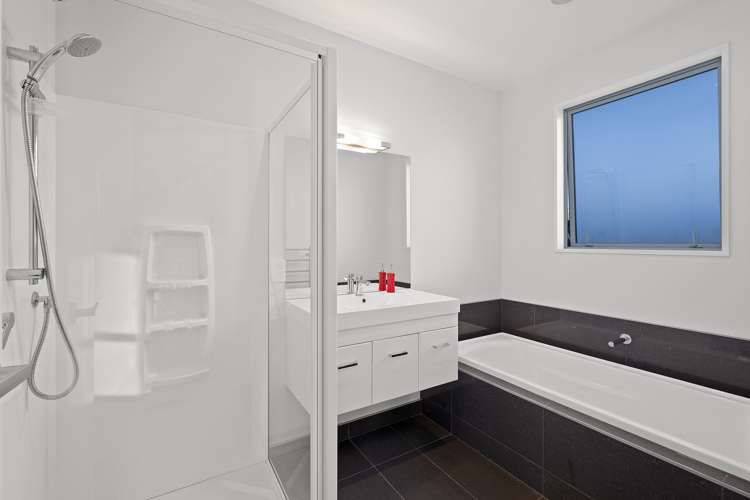 12 Magnetic Place Cromwell_10