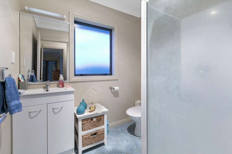 3 Aurora Avenue Welcome Bay_10