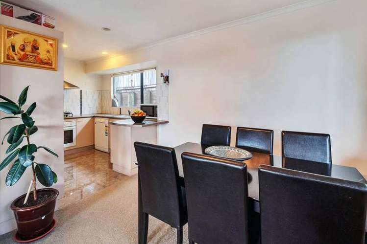 22 Lizzie Lane Clover Park_14