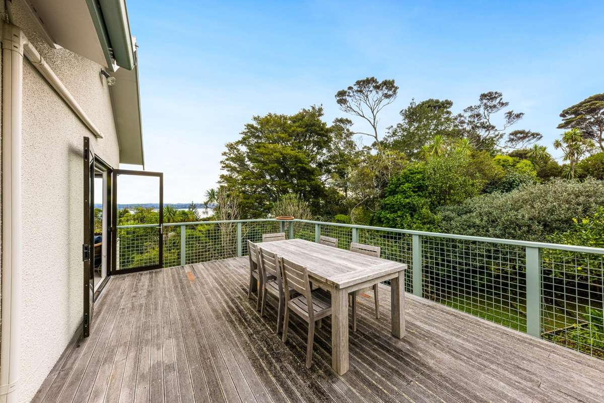 21A Island Bay Road_2