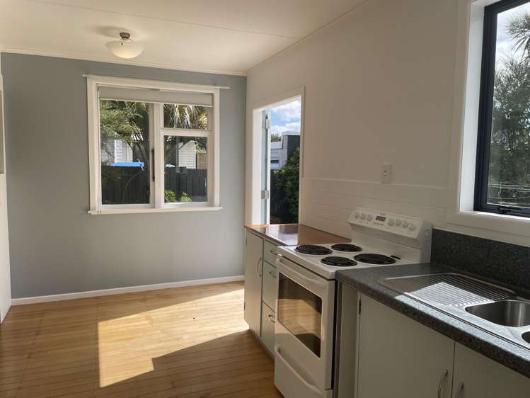 25 Meadow Park Crescent Tikipunga_6