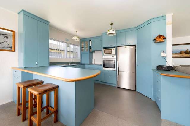 294 Beach Road Onerahi_2