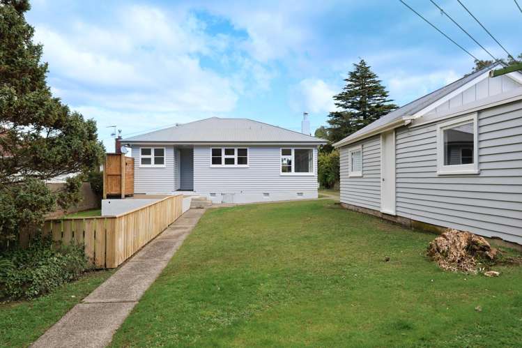9 Hugh Duncan Street Haywards_16