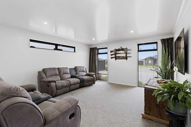180 Faringdon Boulevard Rolleston_4