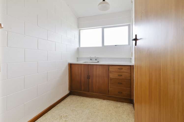 124 Edinburgh Street Pukekohe_9