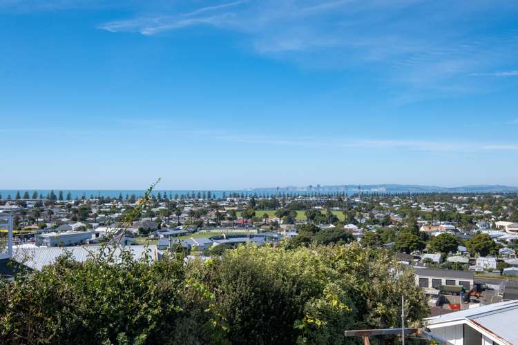 18 Guys Hill Road Hospital Hill_17