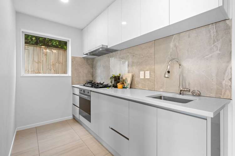 79 Penney Avenue Mt Roskill_11