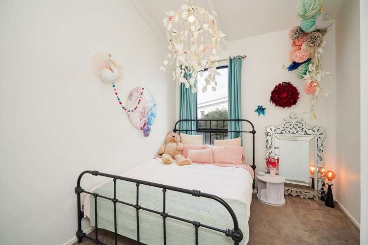 211 Bowmont Street Georgetown_19