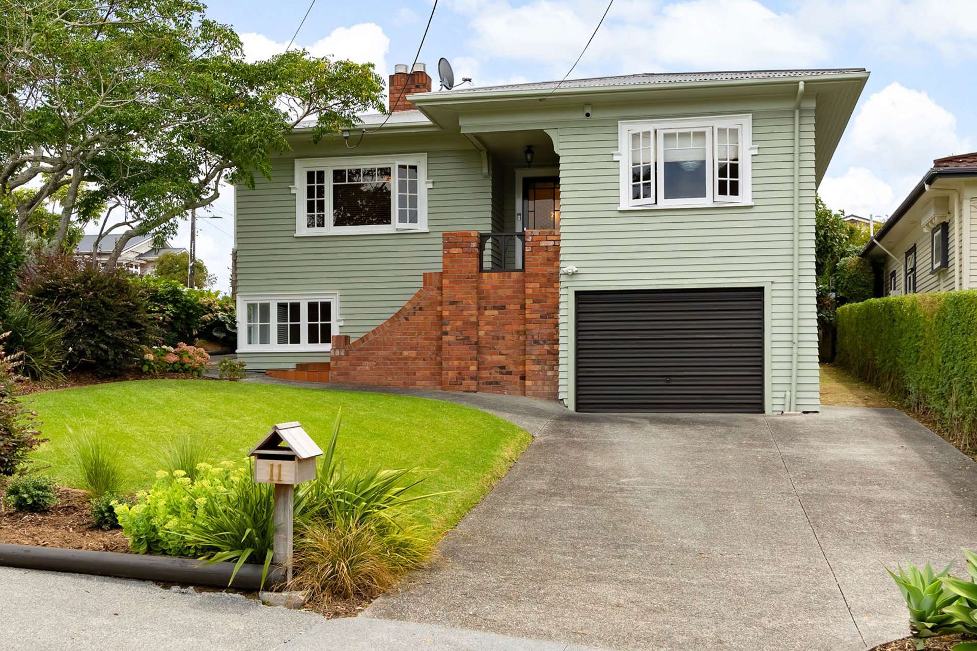 11 Mons Avenue Mount Roskill_0