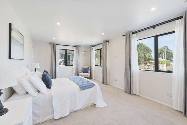 55A Chorley Avenue Massey_11