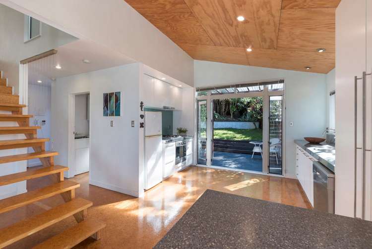 15 Takahe Road Titirangi_5