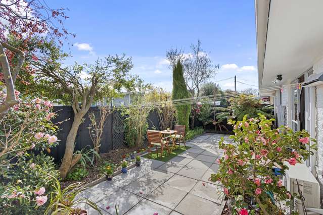 2/30 Garvins Road Hornby_1