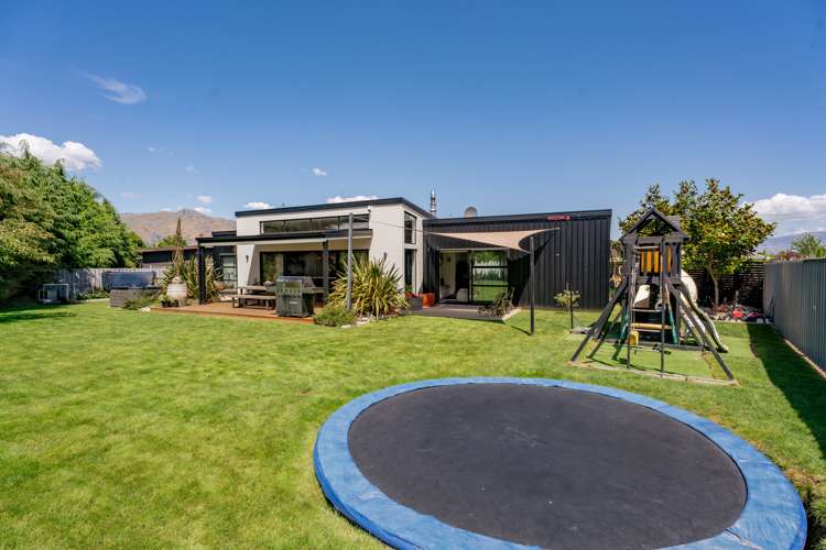 21 Hewson Crescent Lake Hawea_21