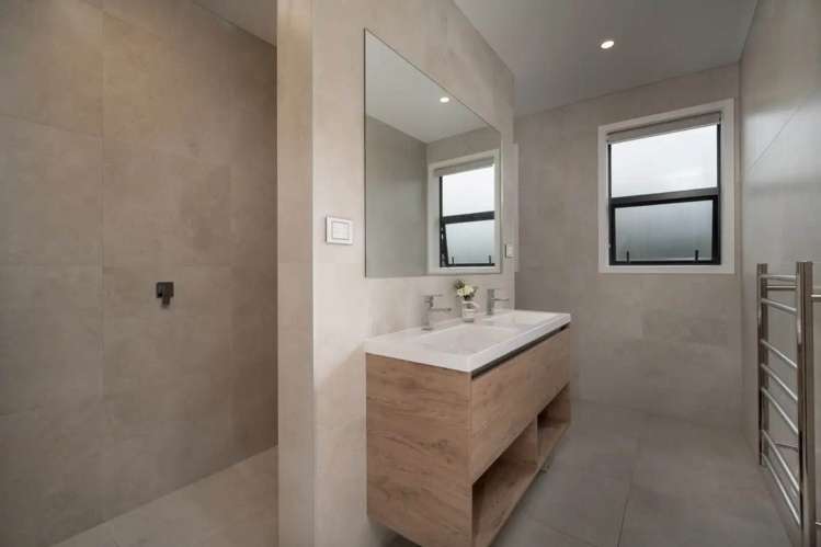 51 Bleakhouse Road Howick_24