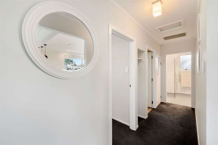 4 Rixon Place Te Atatu Peninsula_13