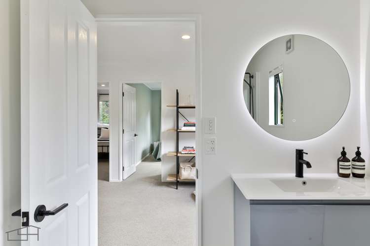 11b Woodfern Crescent Titirangi_13