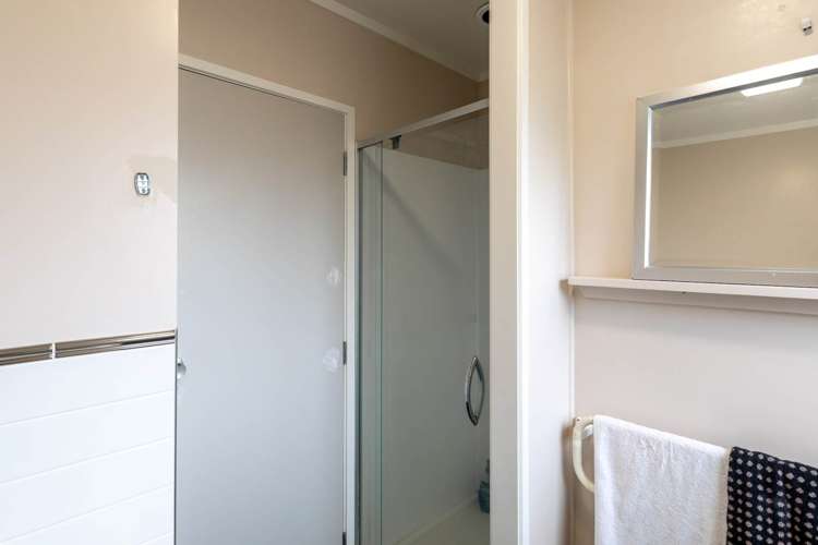 2/10 Bay Road Saint Heliers_15