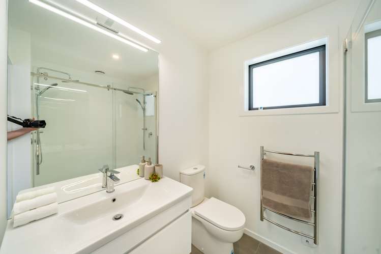 12/96 Washington Avenue Brooklyn_13