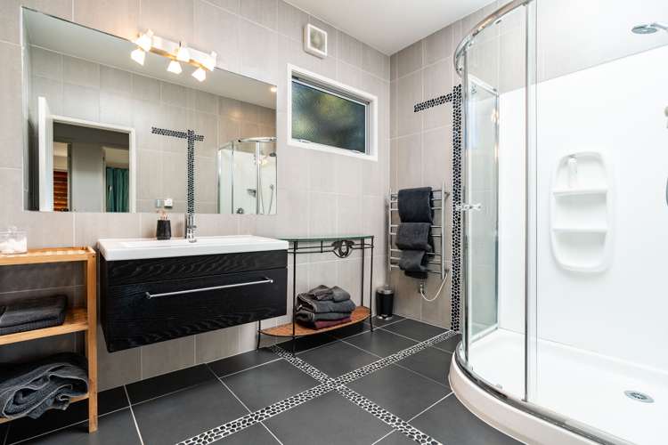 5 Kingswood Place Langs Beach_20