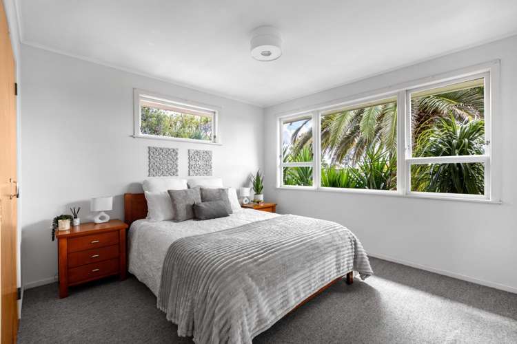 43 Rewarewa Road Te Atatu Peninsula_14