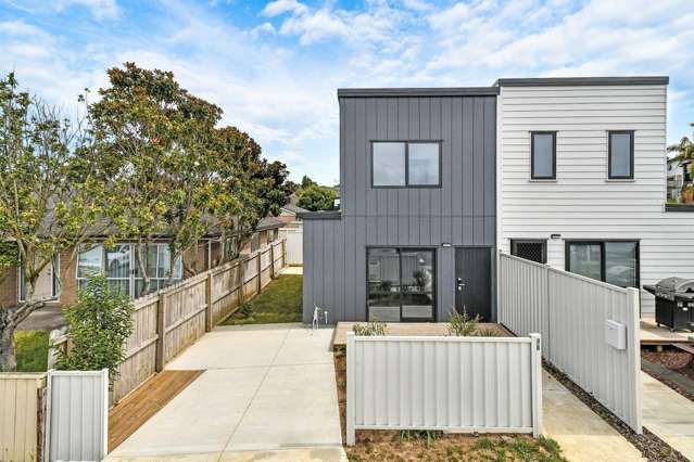 HOT NEW BUILD in HOWICK-$695k