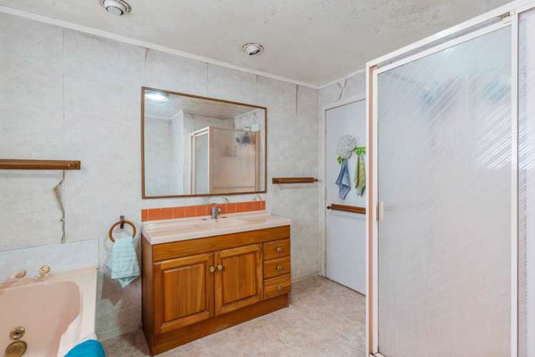 15 Paton Avenue Papatoetoe_21