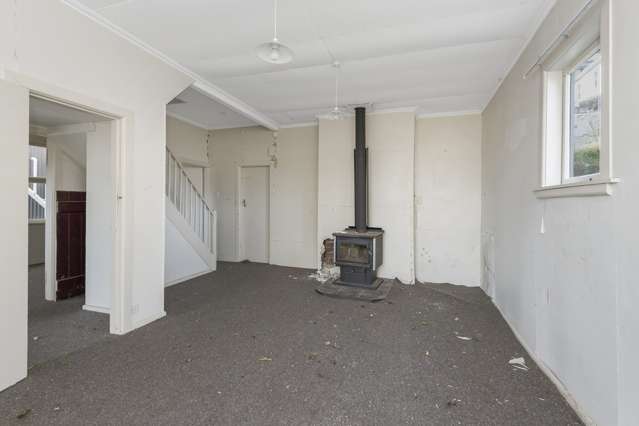 16 Sumner Road Lyttelton_2