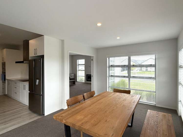 21 Matepu Crescent Pyes Pa_12