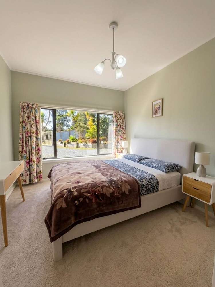 1258 East Coast Road Redvale_7