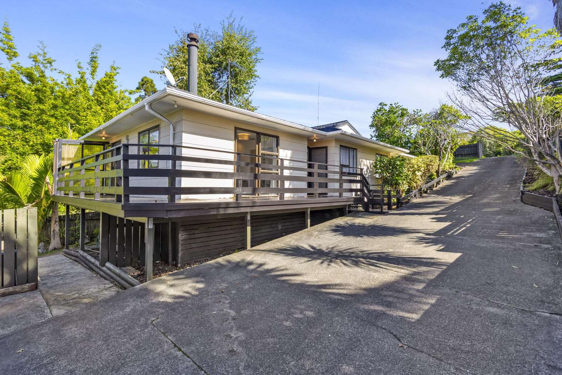 28 Kashmir Road Glen Eden_0