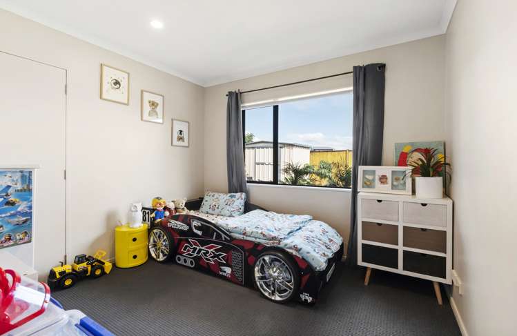 44 Belfry Place Wattle Downs_9