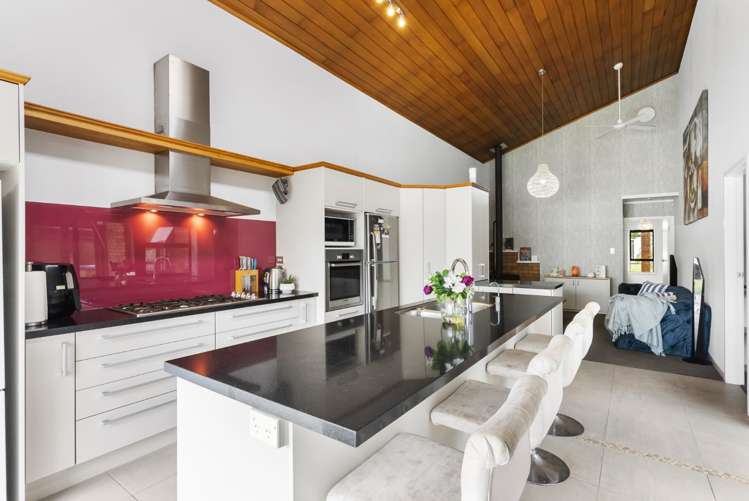 15 Freelance Terrace Pahurehure_3