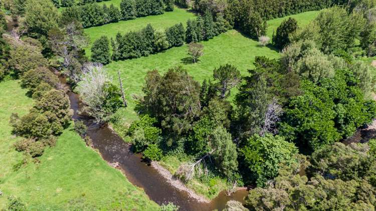 605 Takahue Road Takahue_5