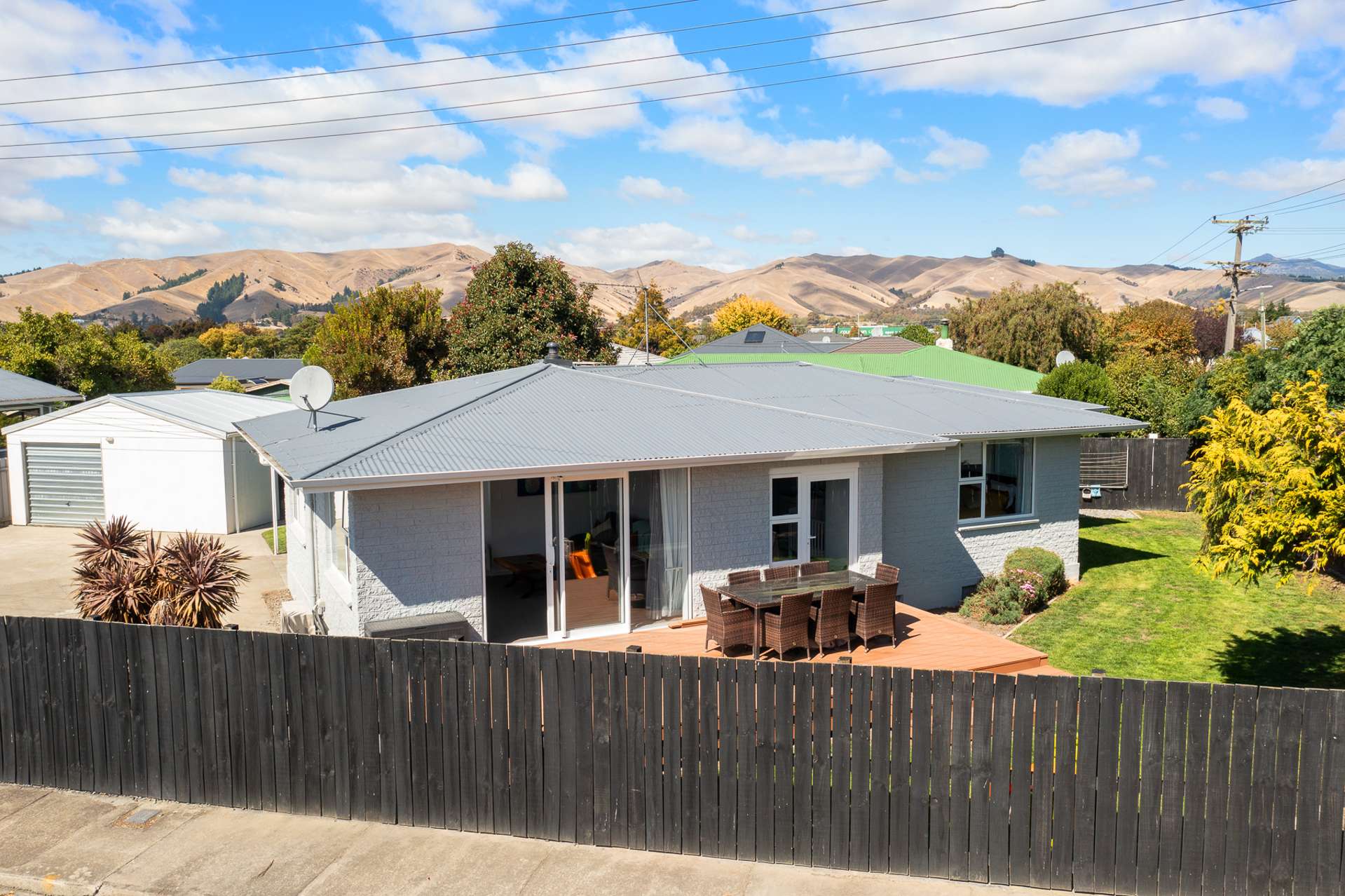 2 Houghton Crescent Redwoodtown_0