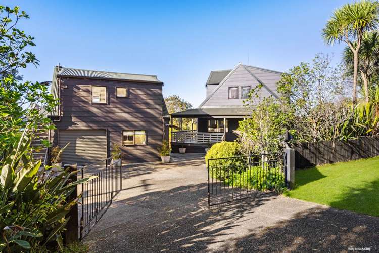 17 Young Street Mahurangi East_9