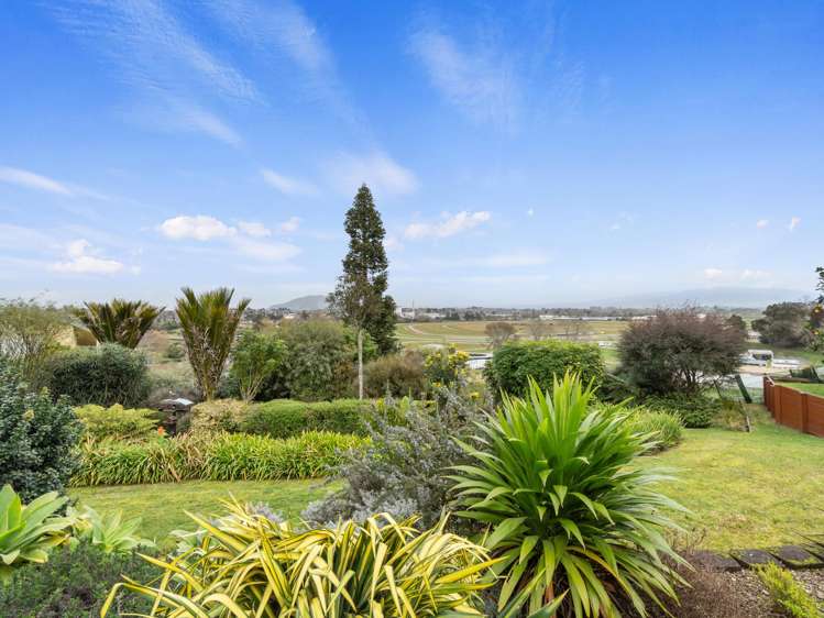 231 George Melrose Drive_1