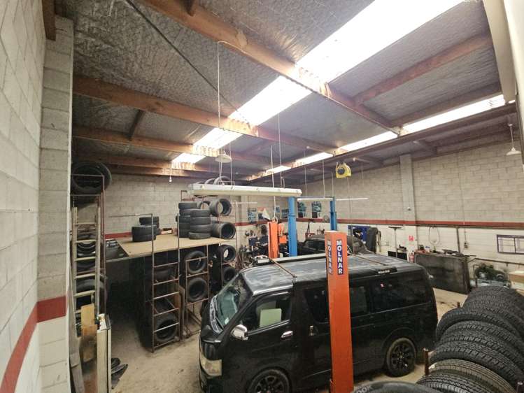 2/61 Wolverton Street Avondale_1