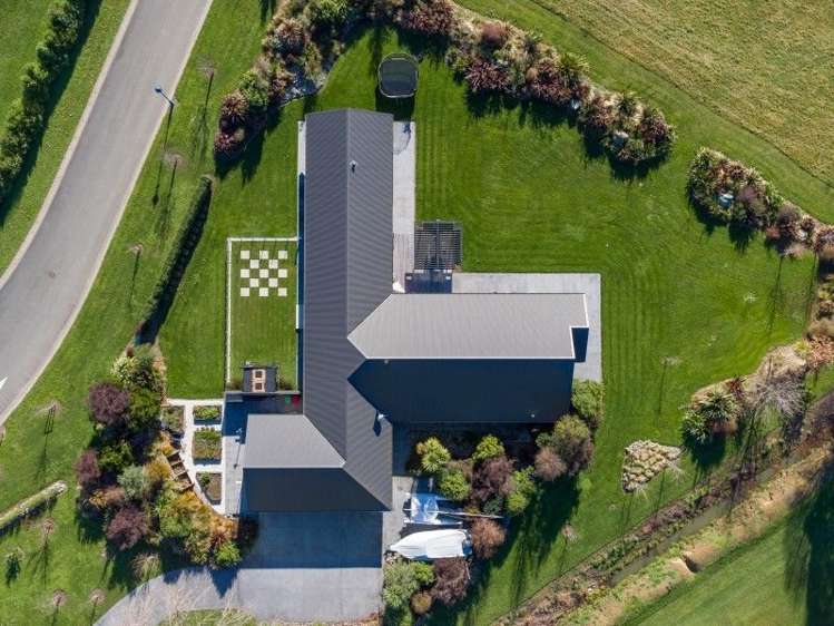 4 Bradleigh Park Fairhall_9