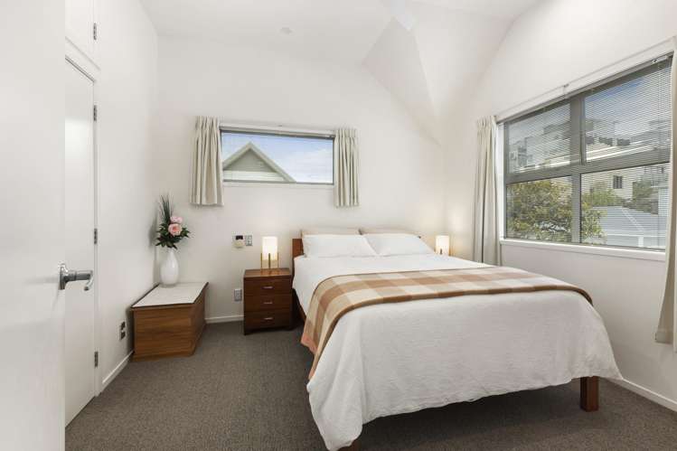 12/60 Owen Street Newtown_10